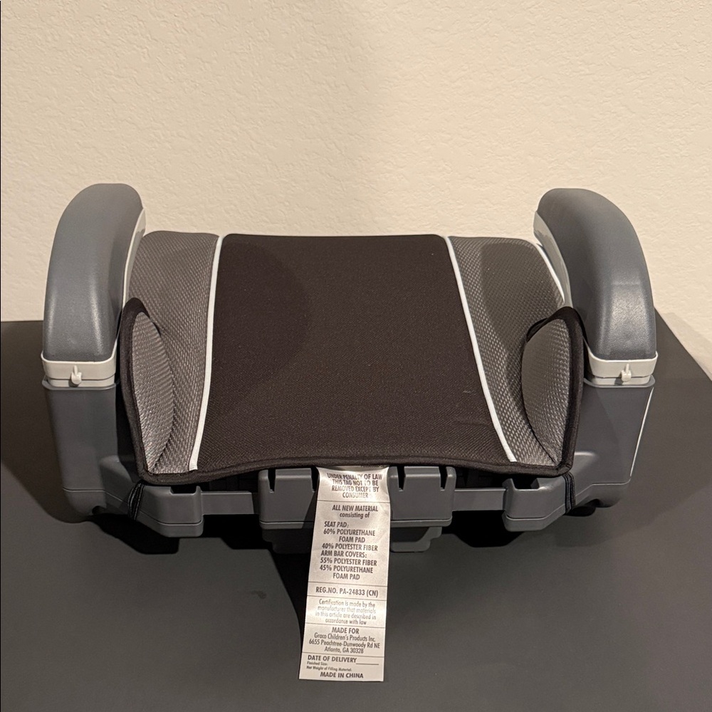 Graco Black Booster Seat for Kids - Picture 5 of 11